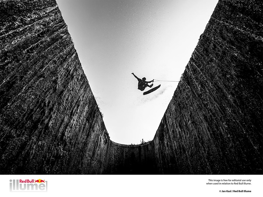 Red Bull Illume 2016