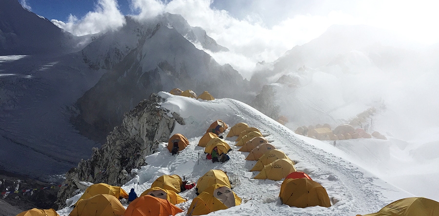 Valery Rozov, Cho Oyu, BASE jump