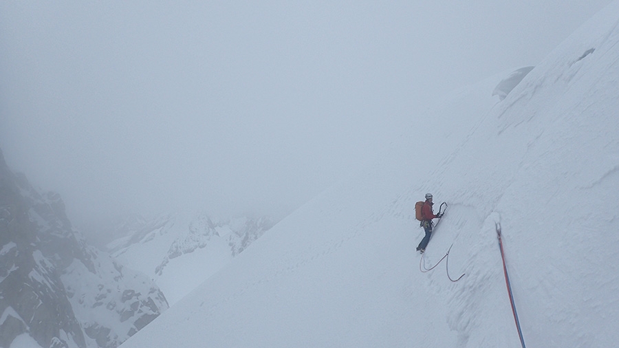 Sichuan, China, alpinism, Tito Arosio, Peter Linney, James Monypenny, Tom Nichols, Robert Partridge, Heather Swift, Luca Vallata