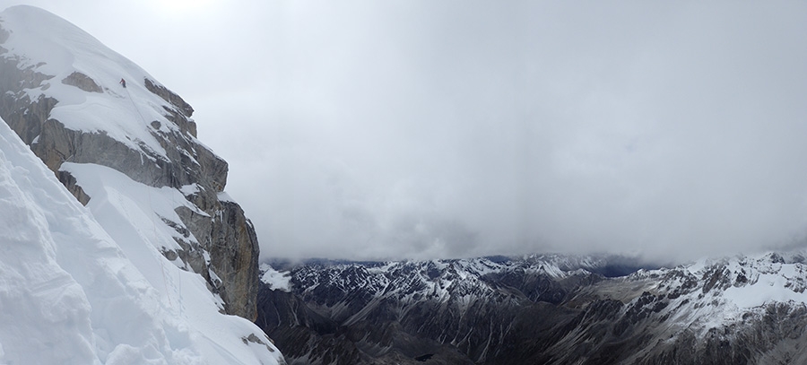 Sichuan, China, alpinism, Tito Arosio, Peter Linney, James Monypenny, Tom Nichols, Robert Partridge, Heather Swift, Luca Vallata