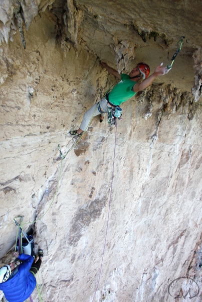 La Lingua Pura Albert Leichtfried Climbing Through The Crux Roof Of La 