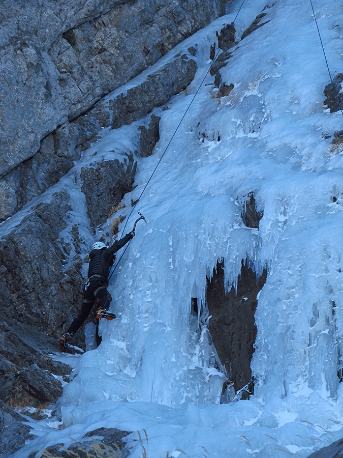 Cascata delle Ciavole, La Delicata, Serra delle Ciavole, Pollino, Cristiano Iurisci, Fabio Minerba, Nino Gagliardi, Mimmo Ippolito