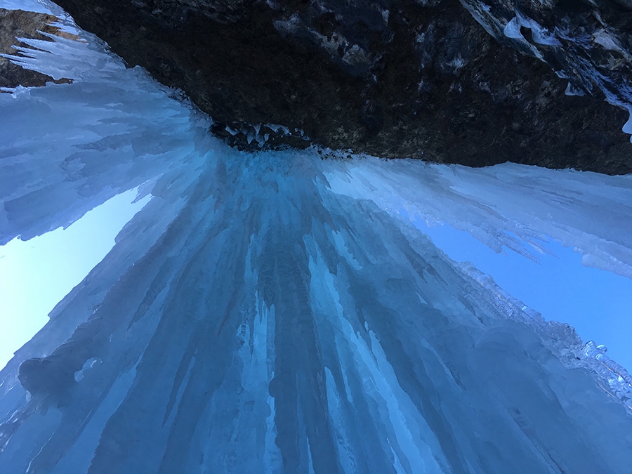 The Lady of the Valley, Val Scura, Valsugana, ice climb, Ermann Baldessari, Paolo Baldessari, Cristian Defant
