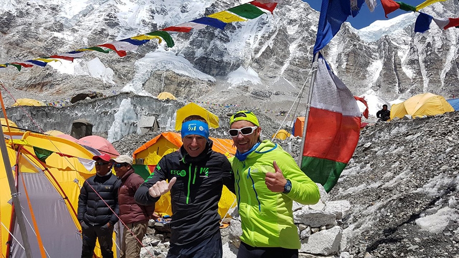Ueli Steck, Everest - Lhotse traverse