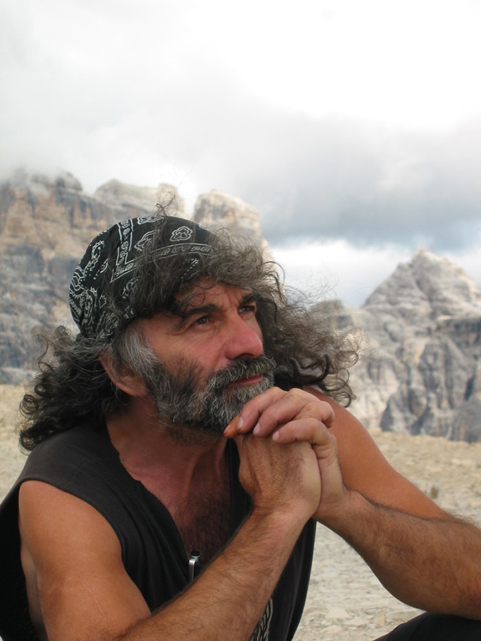 Mauro Corona, Mauro Bole, Alziro Molin, Tre Cime di Lavaredo, Dolomites, Mauro  Corona below the Tre Cime di Lavaredo in the Dolomites, Vinicio Stefanello  - Planetmountain