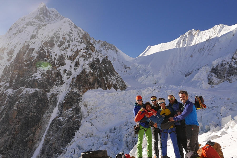 Mount Edgar, China François Cazzanelli, Francesco Ratti, Emrik Favre, Tomas Franchini, Matteo Faletti, Fabrizio Dellai