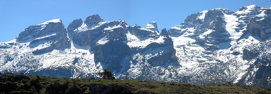 Sci alpinismo nelle Dolomiti di Brenta