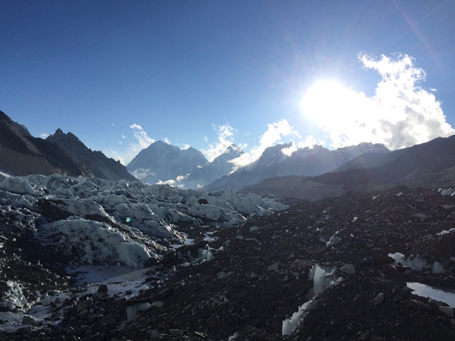 Ali Sadpara, Everest