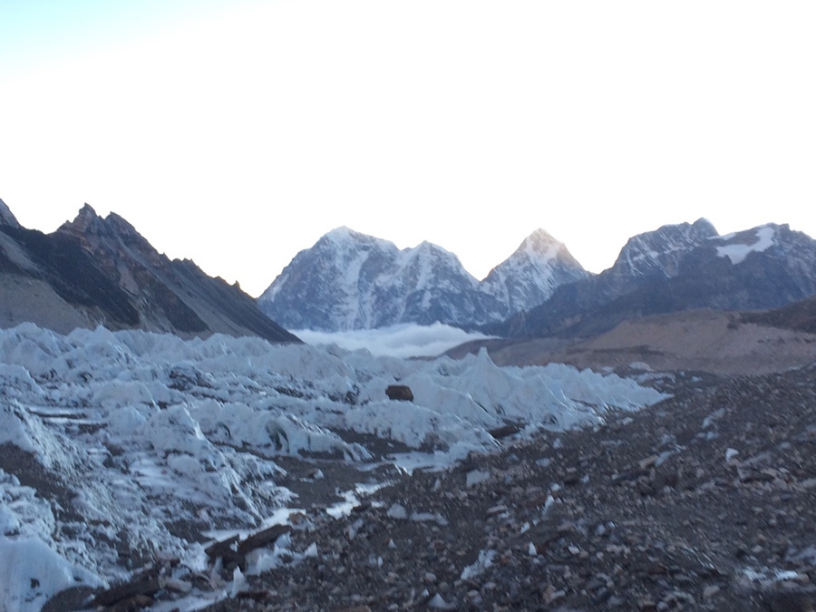 Ali Sadpara, Everest