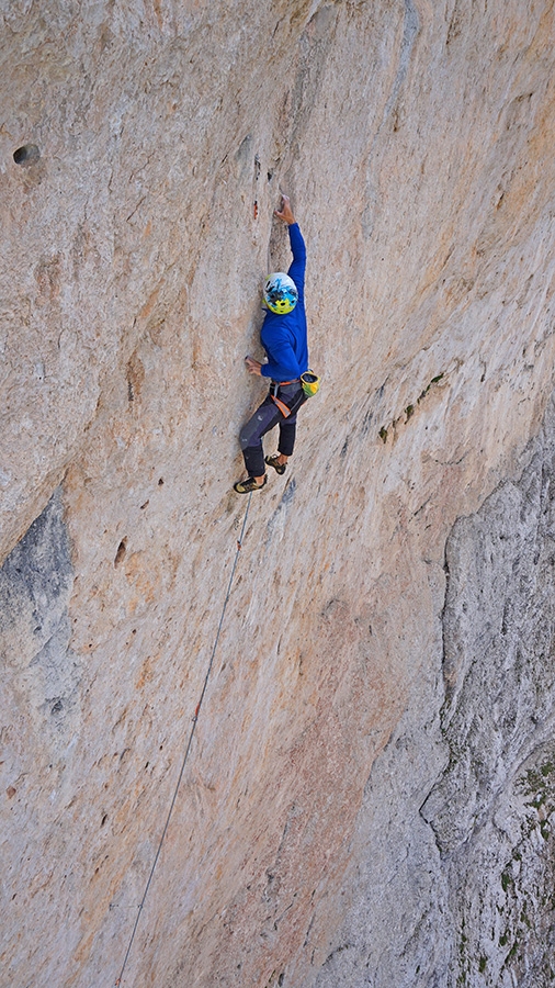 Torre di Mezzaluna, Vallaccia, Dolomites