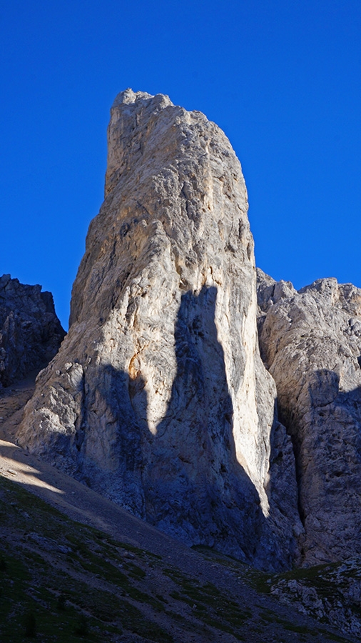 Torre di Mezzaluna, Vallaccia, Dolomiti