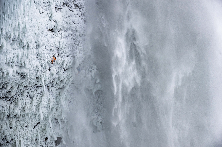 Dani Arnold, Helmcken Falls, Canada