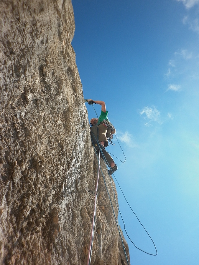Climbing in Sardinia, Monte Ginnircu, Punta Su Mulone, Marco Davoli, Massimo Torricelli