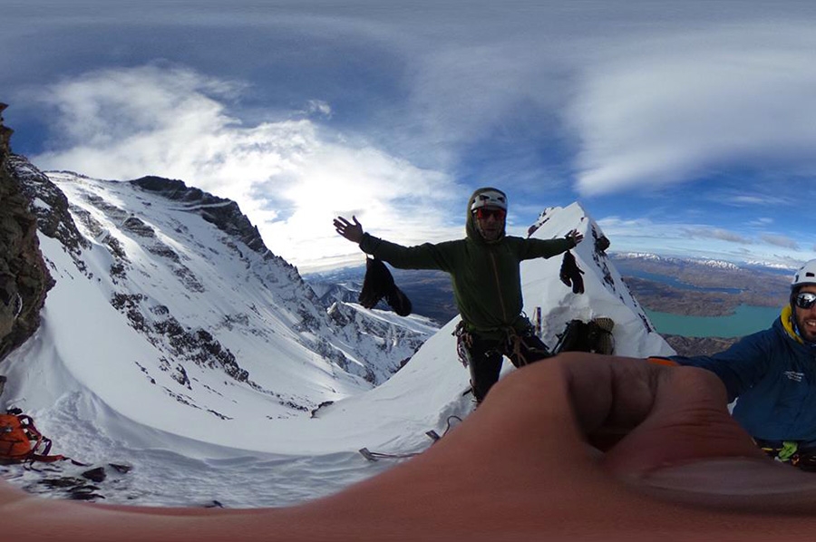 Cerro Almirante Nieto, Torres del Paine, Patagonia, Felipe Bishara, Christian Barra Muño