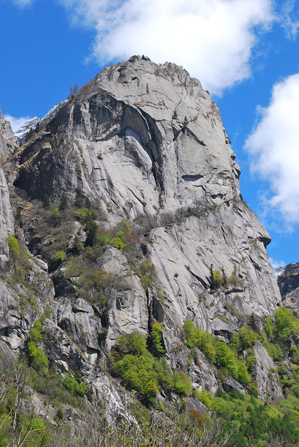 Val di Mello, Precipizio degli Asteroidi