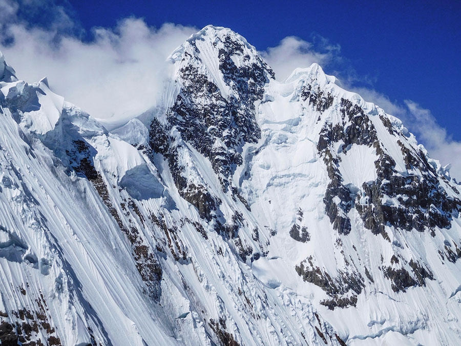 Nevado Huantsan, Cordillera Blanca