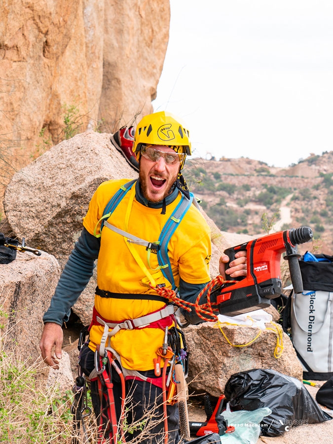 Arrampicata in Arabia Saudita, Carlo Giuliberti, Piergiorgio Lotito, Read Macadam, Alex Ruscior