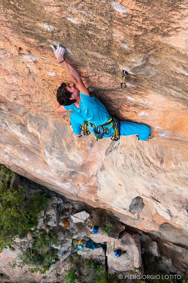Climbing in Saudi Arabia, Carlo Giuliberti, Piergiorgio Lotito, Read Macadam, Alex Ruscior