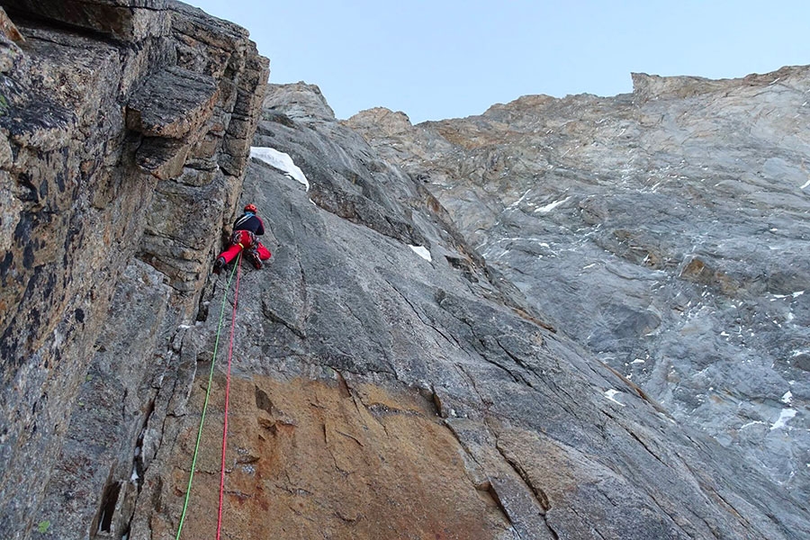 Grandes Jorasses, Via Cassin