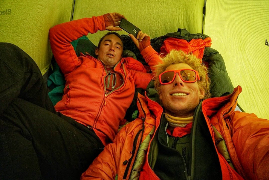 Koyo Zom, Tom Livingstone, Ally Swinton