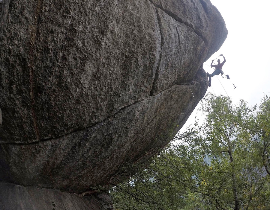 Valle Orco climbing