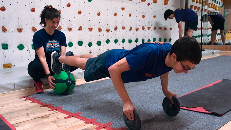 Training young climbers, Fabio Palma
