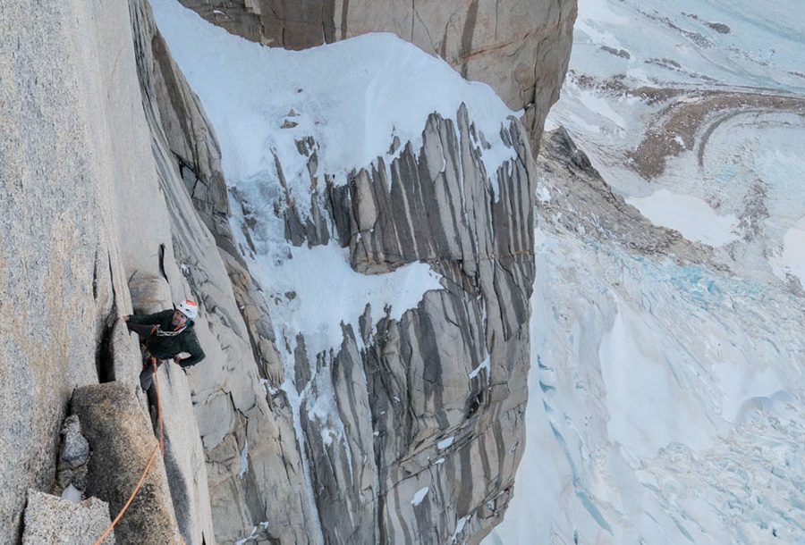 Nicolas Favresse, Sean Villanueva, Cerro Standhardt, Patagonia