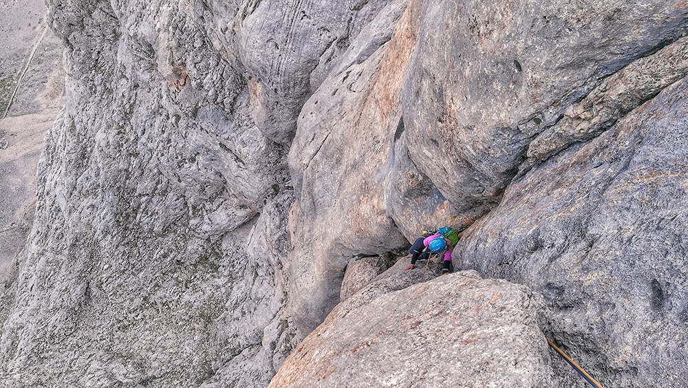 Via della Fessura Gialla, Torre Enrica del Zigolè, Dolomiti, Giorgia Felicetti, Federico Dell’Antone