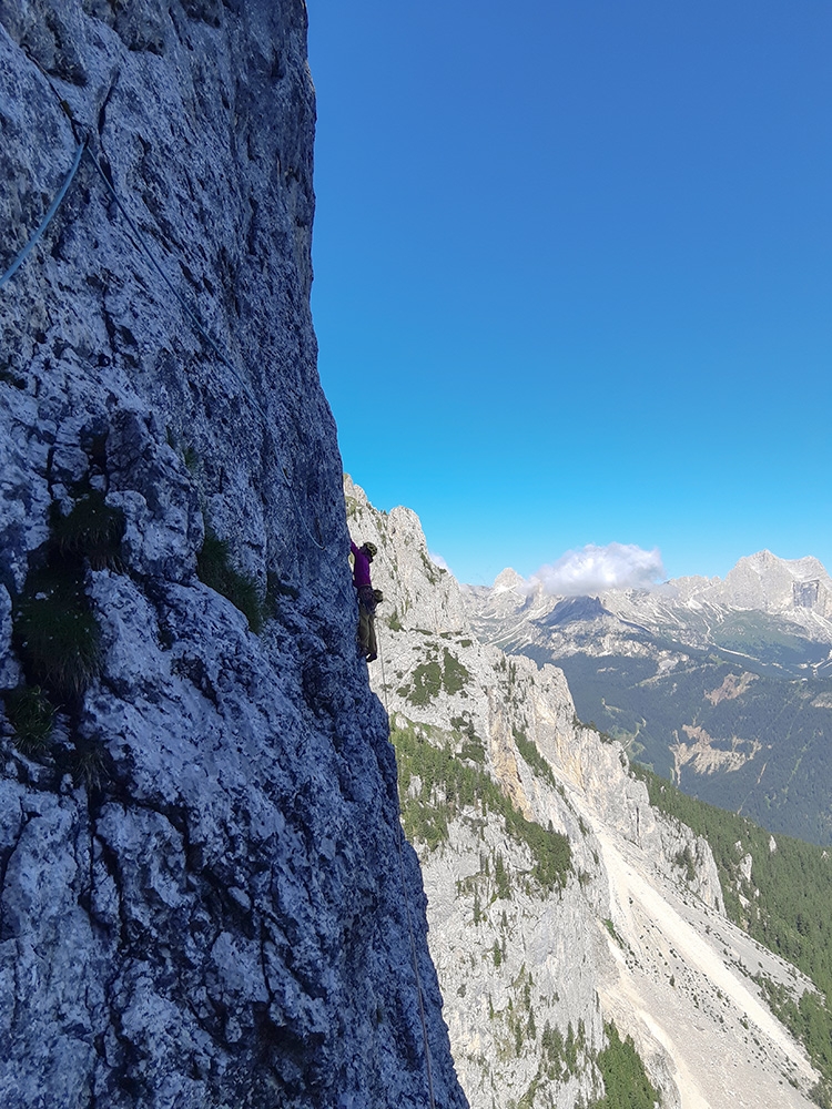 Sasso delle Undici, Torre della Vallaccia, Dolomites, Stefano Ragazzo, Silvia Loreggian