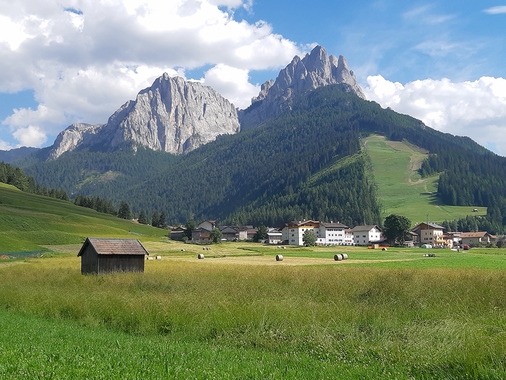 Sasso delle Undici, Torre della Vallaccia, Dolomites, Stefano Ragazzo, Silvia Loreggian