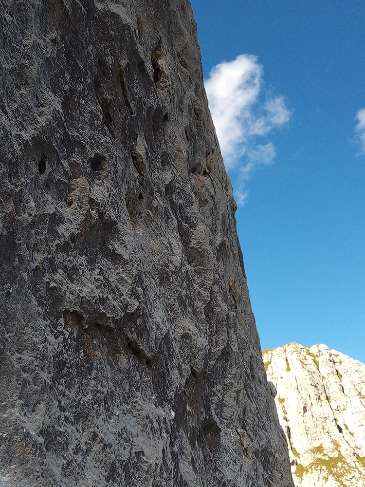 Dolomiti di Brenta, Cima Omet, Via in ricordo di Giuliano Stenghel, Stefano Menegardi, Emanuele Menegardi