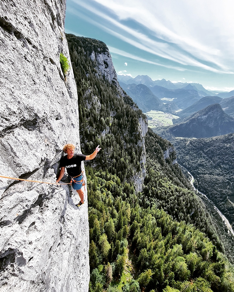 Rock climbing Urlkopf, Austria, Alexander Huber, Guido Unterwurzacher