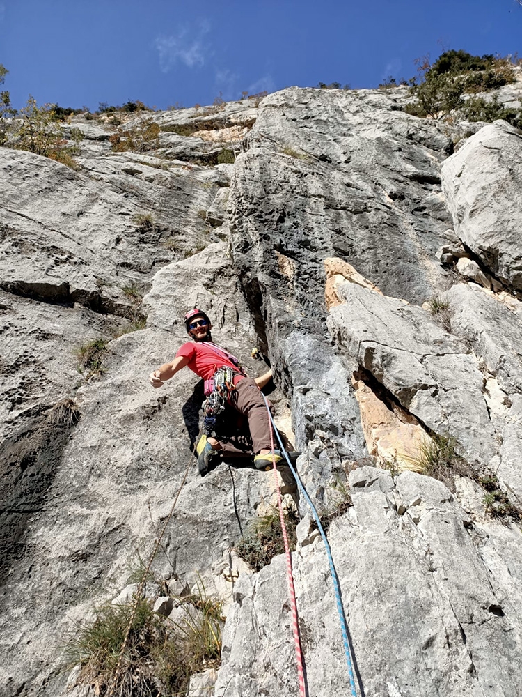 Valle del Sarca, arrampicata, Monte Casale, Il filo di Arianna, Simone Banal, Fabrizio Dellai, Alessandro Beber