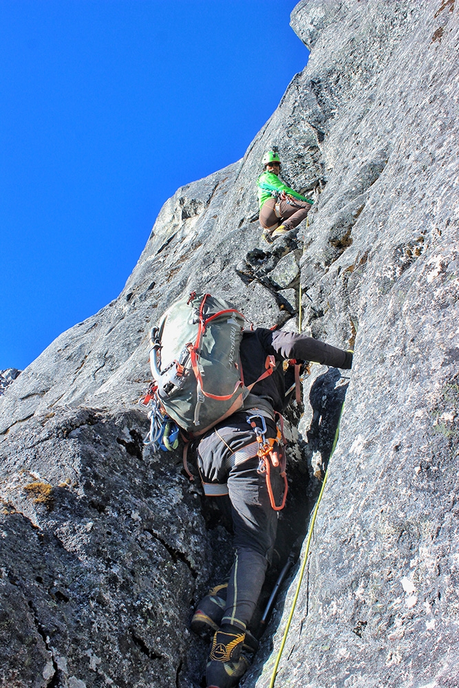 Luza Peak, Nepal, Sherpa, Pemba Sharwa Sherpa, Urken Sherpa, Lhakpa Gyaljen Sherpa