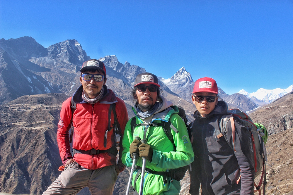 Luza Peak, Nepal, Sherpa, Pemba Sharwa Sherpa, Urken Sherpa, Lhakpa Gyaljen Sherpa