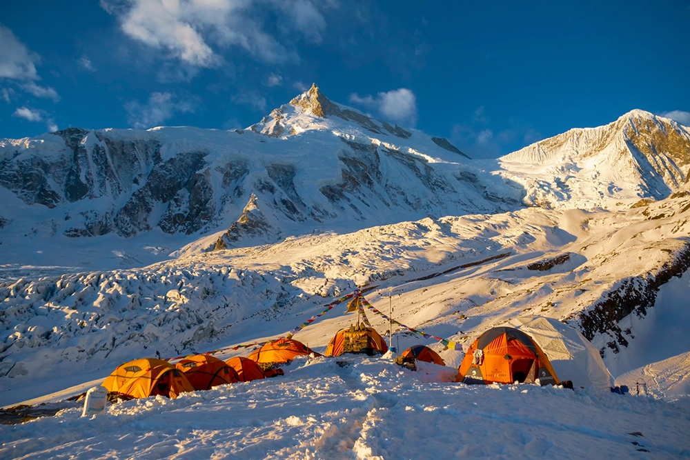 Manaslu, Alex Txikon, Iñaki Alvarez, Simone Moro