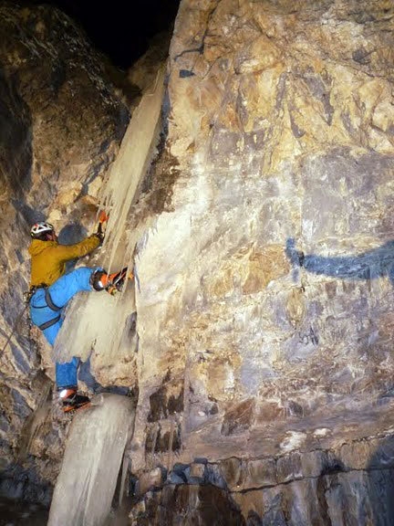 Arrampicata su ghiaccio e dry tooling in Val di Fassa