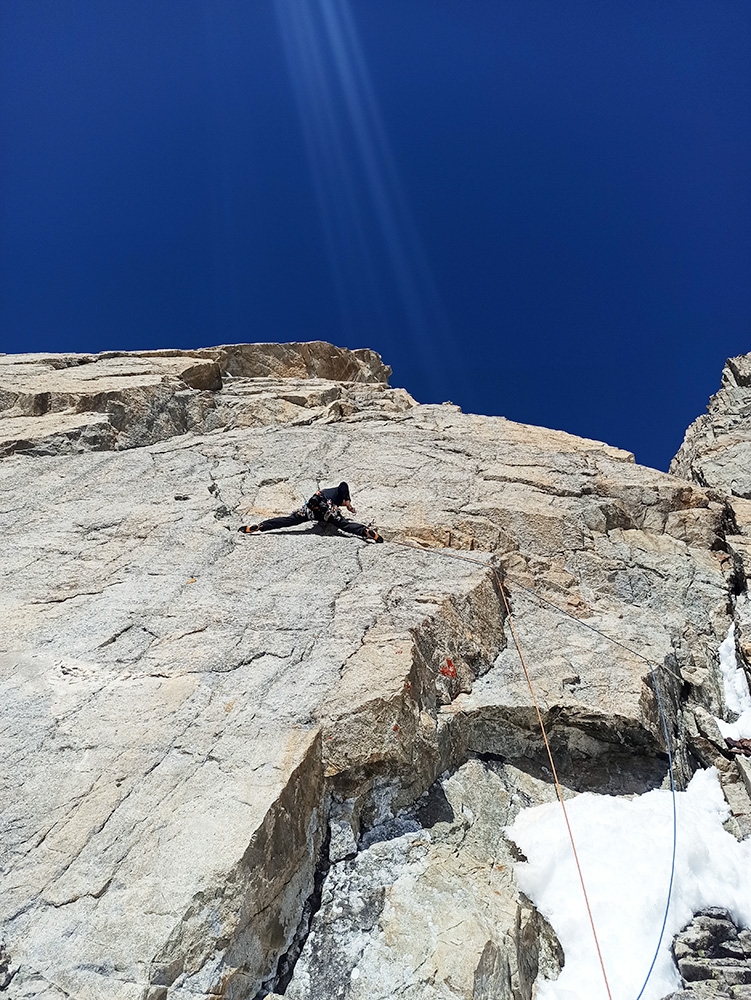 Grandes Jorasses, Il regalo di Berna, Matteo Della Bordella, Giacomo Mauri, Luca Schiera