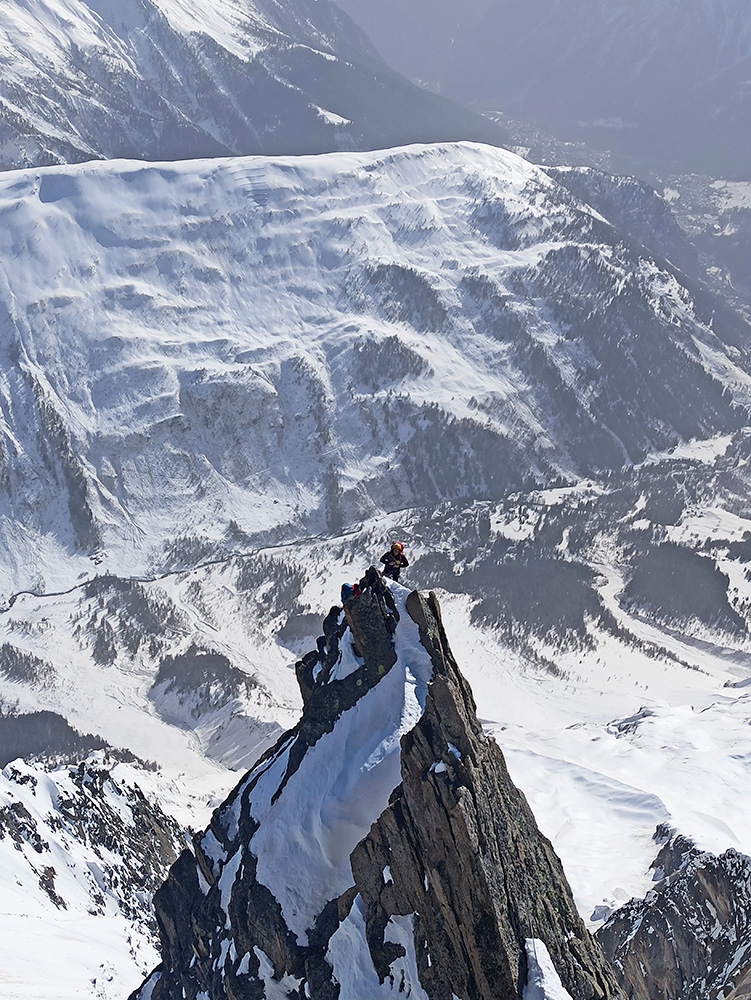 Grandes Jorasses, Il regalo di Berna, Matteo Della Bordella, Giacomo Mauri, Luca Schiera