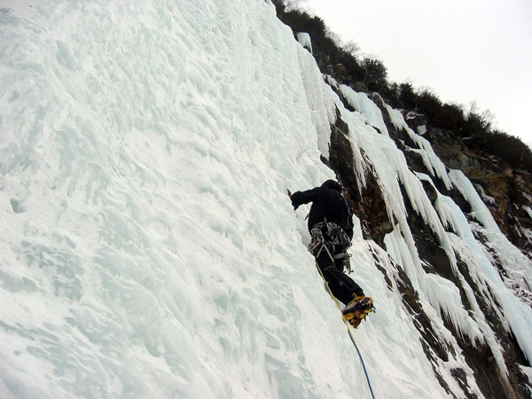 Usa e Canada Ice Climbing Connection