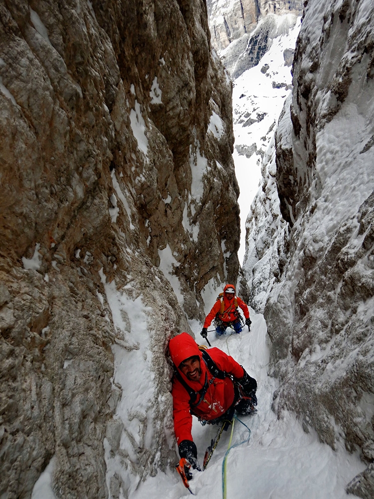 Cima Tosa, Dolomiti di Brenta, Pazzione Primavernale, Emanuele Andreozzi, Matteo Faletti, Santiago Padrós