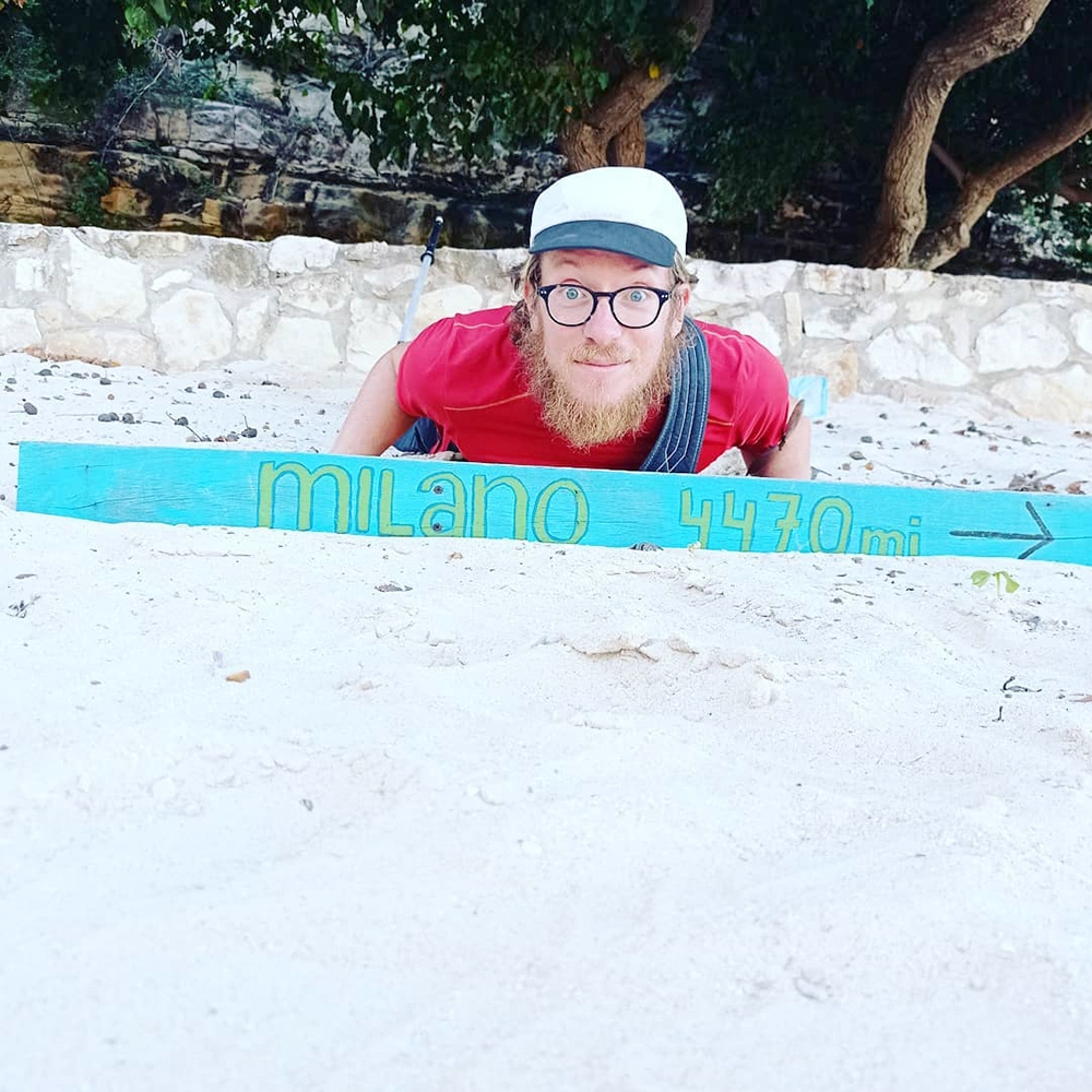Nicolò Guarrera, Pieroad, around the world on foot