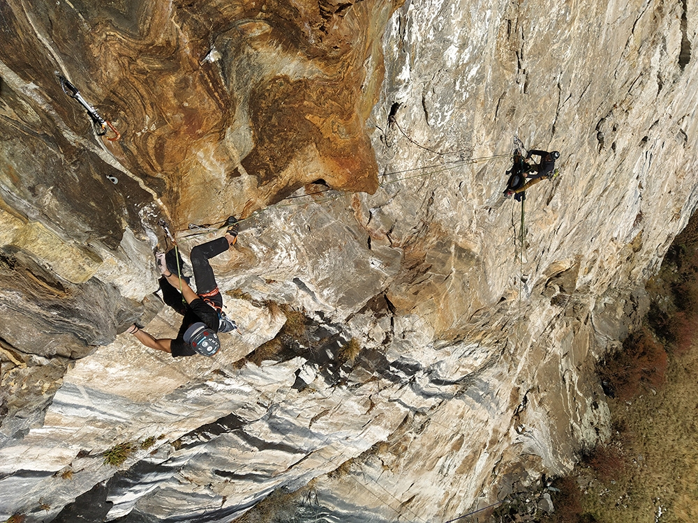 Lotta Continua, Precipizio di Strem, Val Bodengo, Simone Manzi, Maximiliano Piazza, Matteo De Zaiacomo
