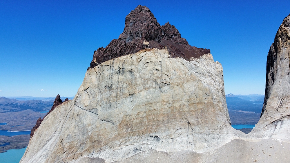 Cuerno Este, Cuernos del Paine, Patagonia, Pepo Jurado, Romano Marcotti, Sebastian Pelletti