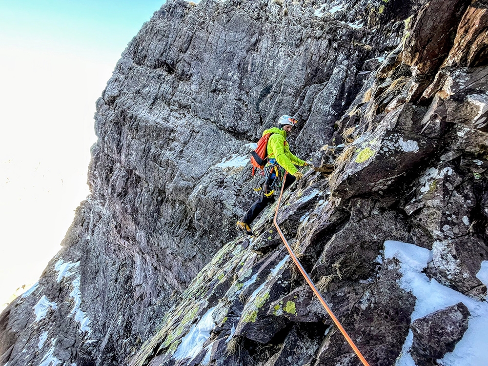 No War, Pietra Quadra, Bergamo Alps, Cristian Candiotto, Mattia Trabucchi