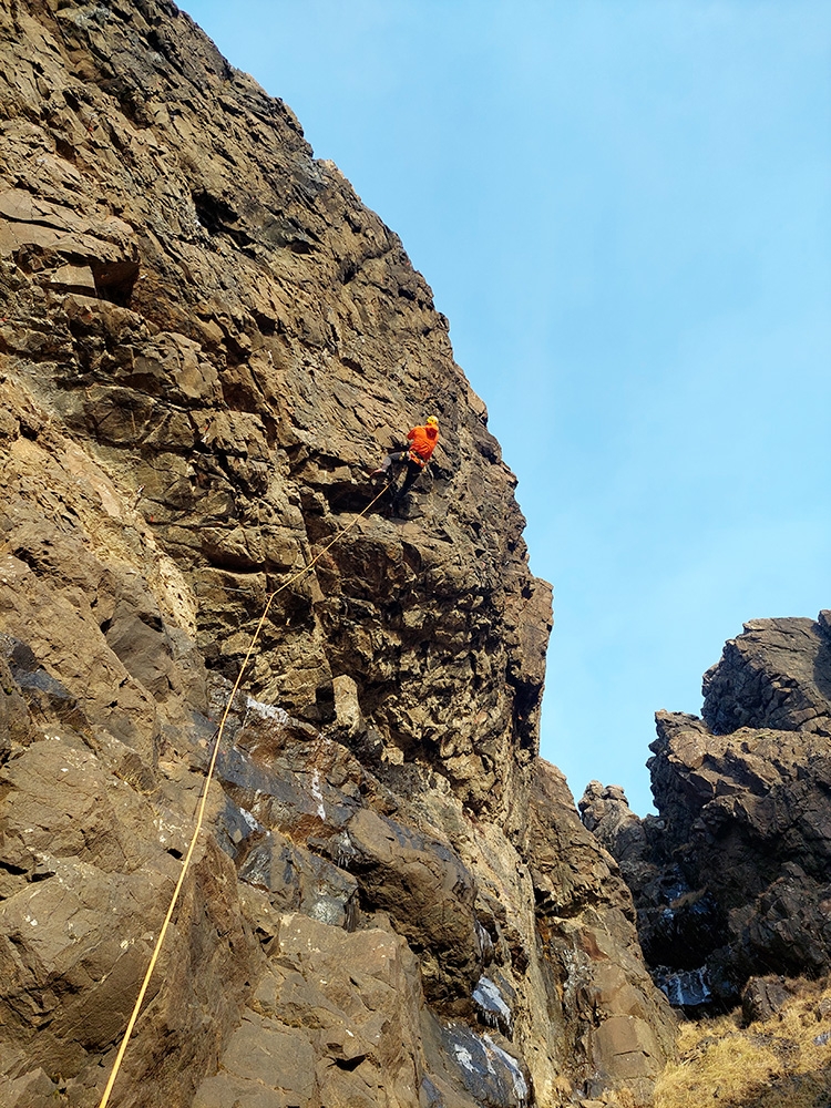 Buahellir, drytooling, Islanda, Matteo Meucci