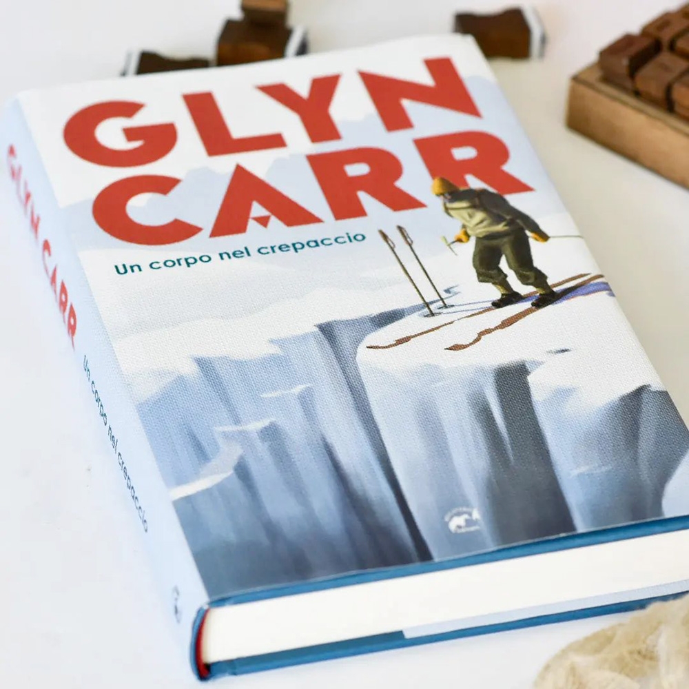 Un corpo nel crepaccio, Glyn Carr, Mulatero Editore