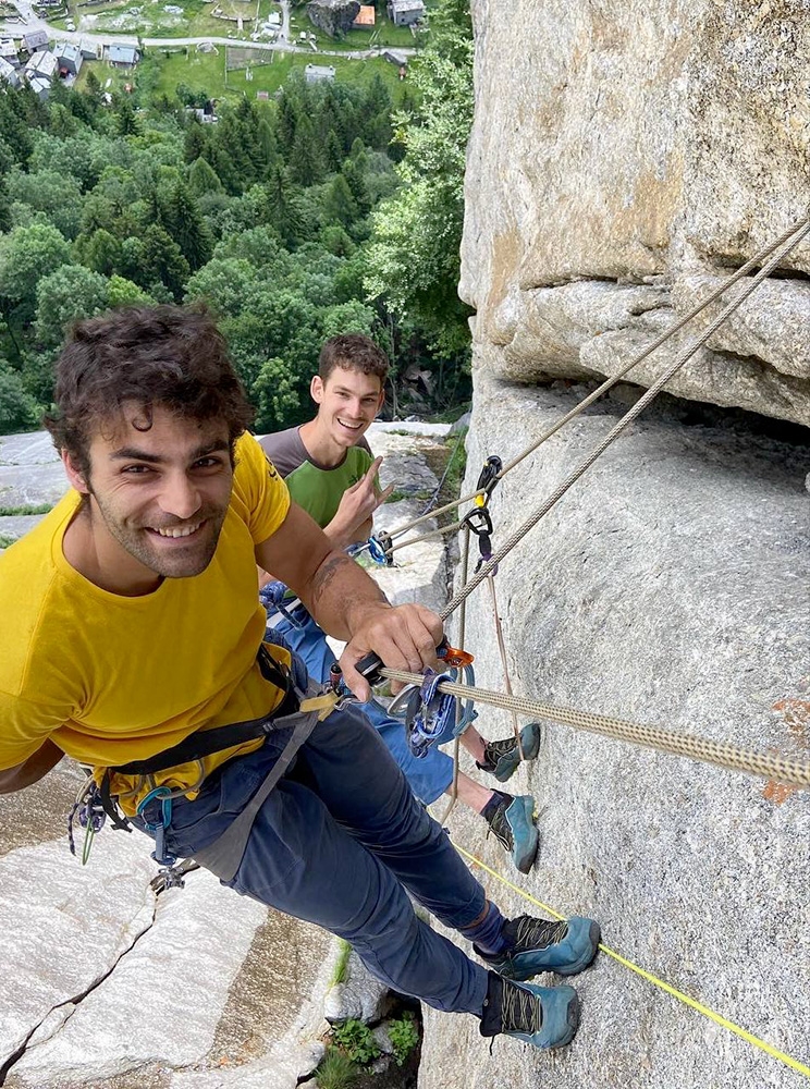 Val di Mello, La gallina dalle ovaie d'oro, Dimore degli Dei, Paolo Marazzi, Giacomo Regallo, Luca Vallata, Marco Zanchetta