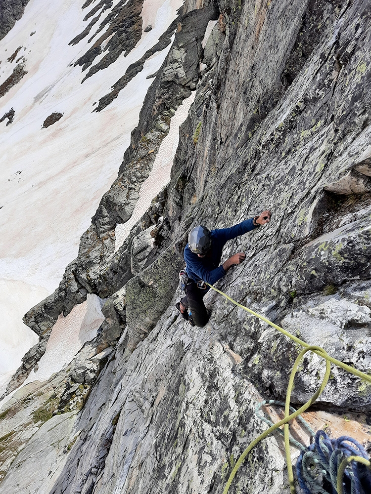 Pain de Sucre, Gran San Bernardo Valley