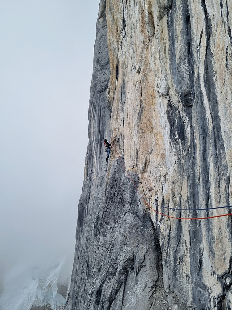 Siula Grande, East Face, Peru, Bru Busom, Marc Toralles